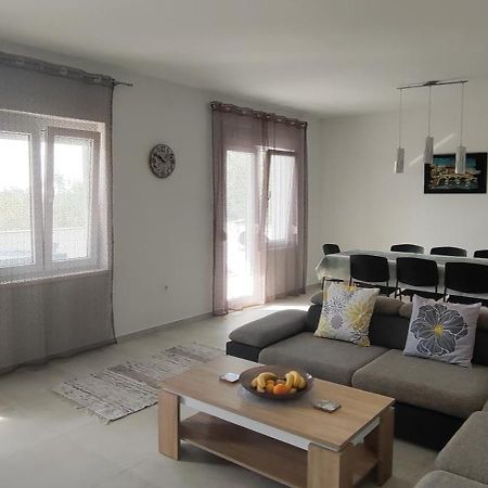 Apartman Emily, 6 Plus 2 Guests, Newly Refurbished Daire Pula Dış mekan fotoğraf